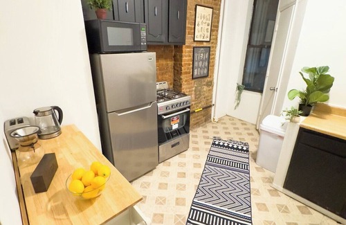 Upper East Side Apartment | 89-2R 1BR/1Bath on the UES