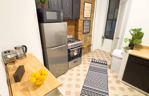 Upper East Side Apartment | 89-2RN 1BR/1bath Prime UES