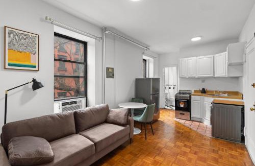 Upper East Side Apartment | 89-3FS Newly Furnished 2br 1bath UES