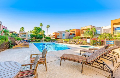 South Scottsdale Condo | 89 m² Condo ∙ 2 bedrooms ∙ 6 guests
