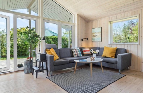 Saksild Strand House | 89 m² House ∙ 4 bedrooms ∙ 6 guests