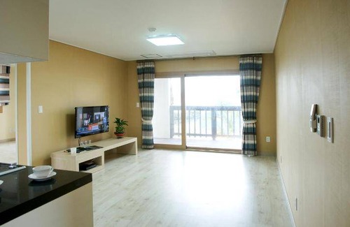Gangjeong-dong Apartment | 89 m² Serviced apartment ∙ 2 bedrooms ∙ 8 guests