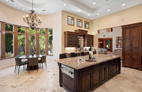 Camelback East House | 8BR Phoenician Estate Heated Pool + Hot Tub