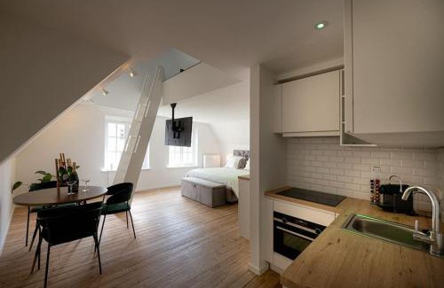 Patershol Apartment | 8z dreamz