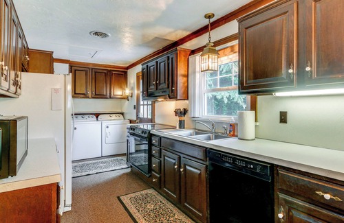 Biglerville House | 9 Mi to Dtwn Gettysburg: Biglerville Getaway!