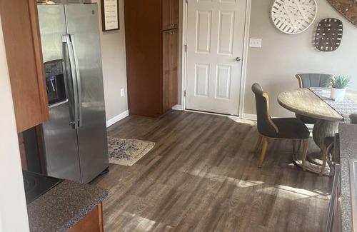Madison Heights House | 9 Miles from Liberty, Jet Ski Rental, 7 min from Paddle Boarding on the James