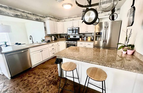 Chinatown Villa | 9 minutes from Las Vegas strip
