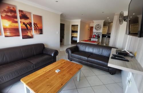 Jeffreys Bay Apartment | 9 Neptune Terrace Beach Apartment