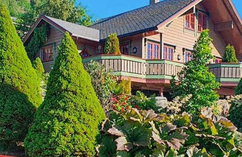 Hundeidvik House | 9 person holiday home in HUNDEIDVIK-By Traum
