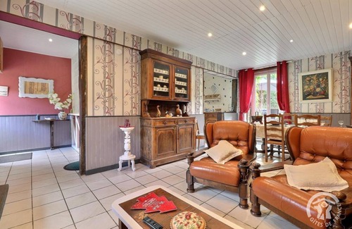 Saint-Pierre-de-Plesguen House | 90 m² Gîte ∙ 3 bedrooms ∙ 6 guests
