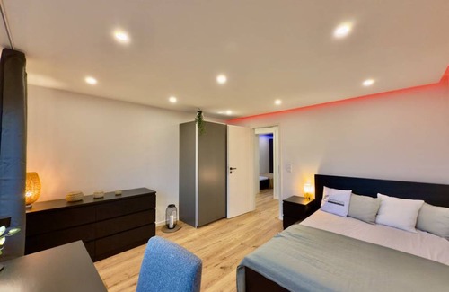 Hasenbergl-Lerchenau Ost Resort | 90 m² Private room ∙ 1 bedroom ∙ 1 guest
