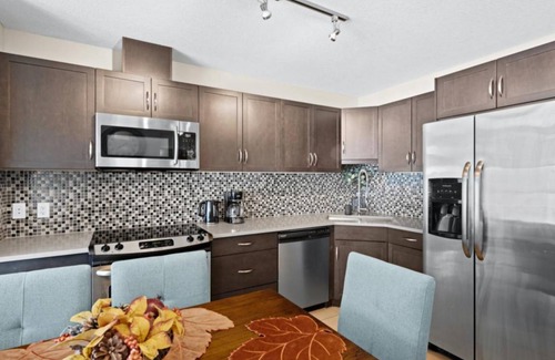 Victoria Park Apartment | 90 m² Apartment ∙ 1 bedroom ∙ 4 guests