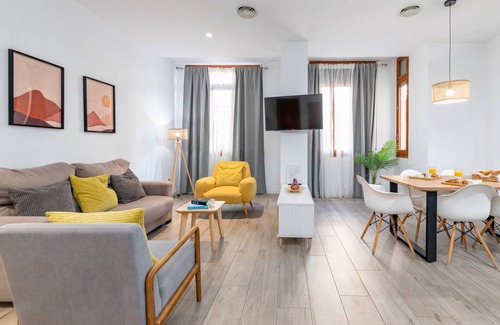 Sant Francesc Apartment | 90 m² Apartment ∙ 2 bedrooms ∙ 6 guests