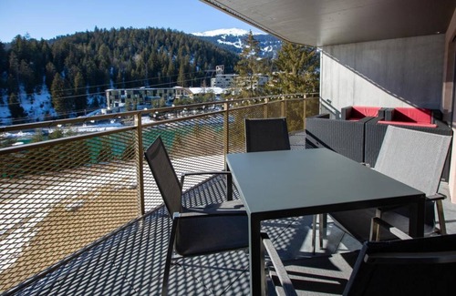 Laax Apartment | 90 m² Apartment ∙ 2 bedrooms ∙ 4 guests