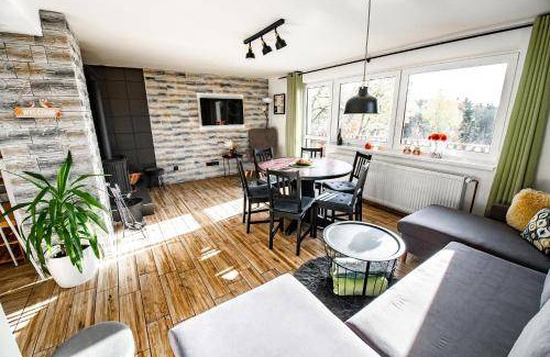 Novy Hradek Apartment | 90 m² Apartment ∙ 3 bedrooms ∙ 9 guests