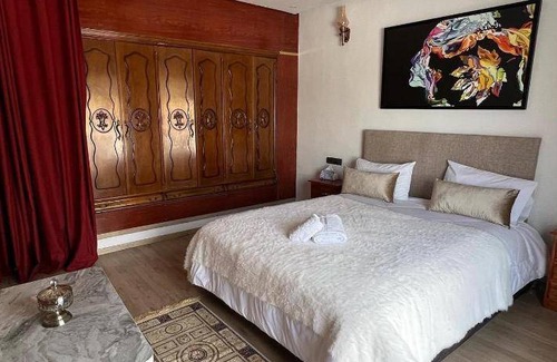 Ain Chkef House | 90 m² Farmhouse ∙ 2 bedrooms ∙ 8 guests