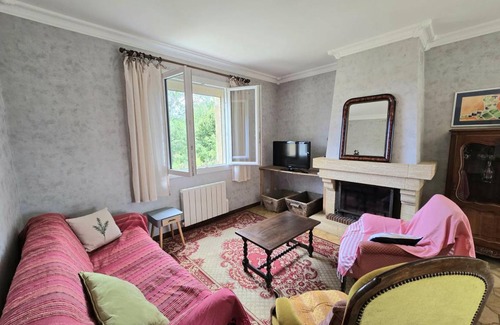 Saint-Chamassy House | 90 m² Gîte ∙ 2 bedrooms ∙ 4 guests