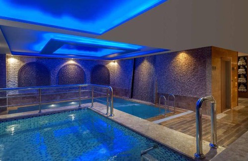 Elazig Hotel | 90 m² Hotel ∙ 127 guests