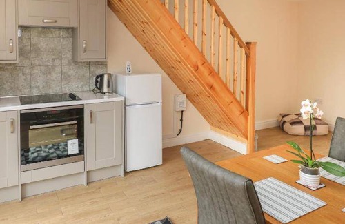 Miskin House | 90 m² House ∙ 1 bedroom ∙ 2 guests