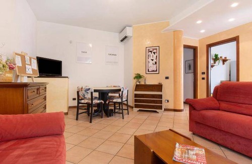 Osio Sotto House | 90 m² House ∙ 2 bedrooms ∙ 7 guests