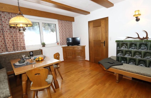 Tobadill House | 90 m² House ∙ 2 bedrooms ∙ 5 guests