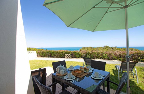 Benagil House | 90 m² House ∙ 2 bedrooms ∙ 4 guests