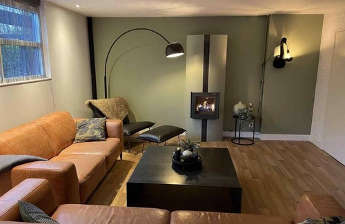 Warmenhuizen House | 90 m² House ∙ 2 bedrooms ∙ 5 guests