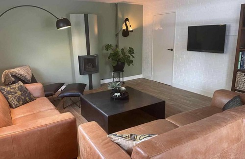 Warmenhuizen House | 90 m² House ∙ 2 bedrooms ∙ 5 guests