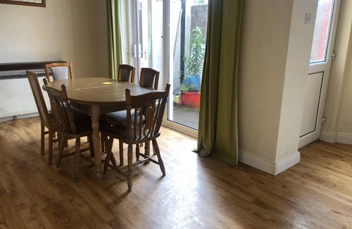 Belturbet House | 90 m² House ∙ 3 bedrooms ∙ 5 guests