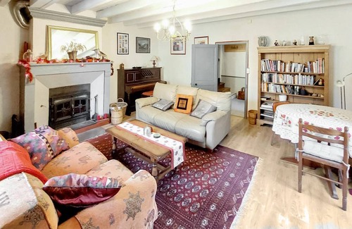 Arcais House | 90 m² House ∙ 3 bedrooms ∙ 4 guests