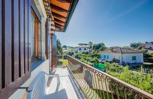 Forte dei Marmi House | 90 m² House ∙ 2 bedrooms ∙ 5 guests
