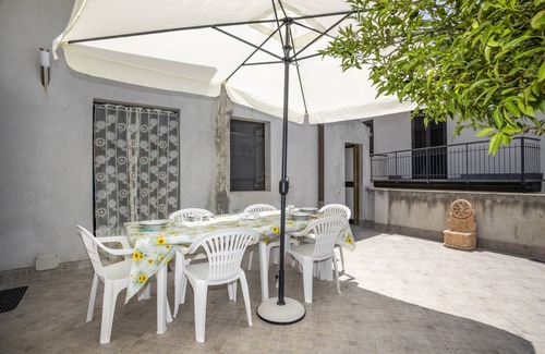 Capri Leone House | 90 m² House ∙ 2 bedrooms ∙ 4 guests