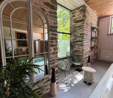 Plonevez-du-Faou Cabin | 90 m² Lodge ∙ 2 guests