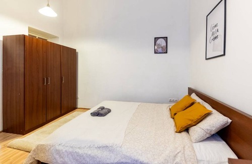Terezvaros Resort | 90 m² Private room ∙ 1 bedroom ∙ 2 guests