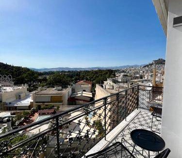 Pangrati Apartment | 91 m² Apartment ∙ 2 bedrooms ∙ 4 guests