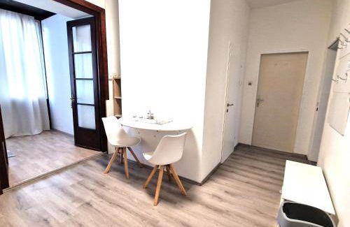 Gloggnitz Apartment | 92 m² Apartment ∙ 2 bedrooms ∙ 4 guests