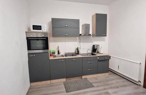 Gloggnitz Apartment | 92 m² Apartment ∙ 2 bedrooms ∙ 4 guests