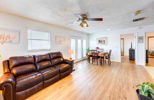 South Side House | 92 m² House ∙ 2 bedrooms ∙ 4 guests