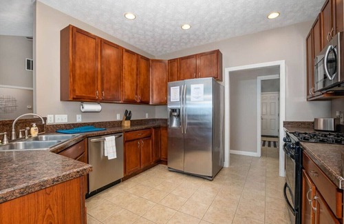 Centerville House | 9287 Maxwells Crossing · New! Large home in Great suburban neighborhood.