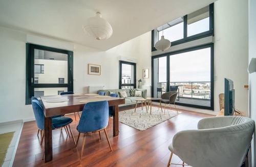 Asnieres-sur-Seine Apartment | 93 m² Apartment ∙ 4 bedrooms ∙ 8 guests