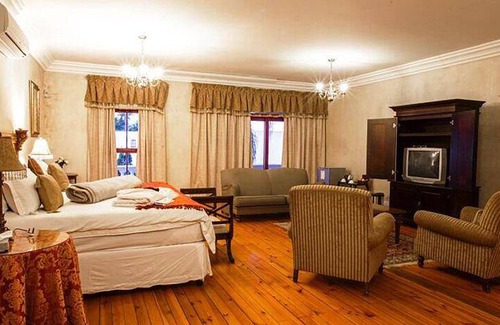 Waterkloof Hotel | 93 m² Hotel ∙ 2 bedrooms ∙ 4 guests