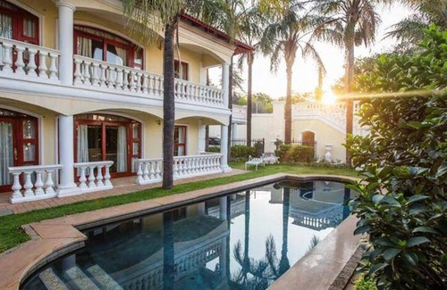Waterkloof Hotel | 93 m² Hotel ∙ 2 bedrooms ∙ 4 guests