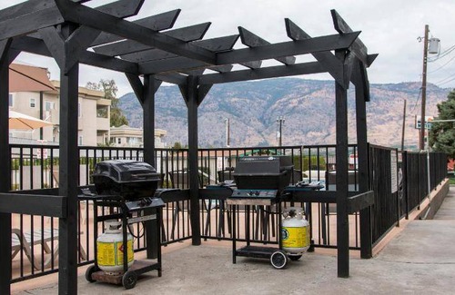 Okanagan-Similkameen Hotel | 93 m² Motel ∙ 3 bedrooms ∙ 7 guests