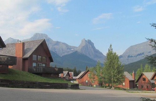 Canmore Resort | 93 m² Resort ∙ 2 bedrooms ∙ 10 guests