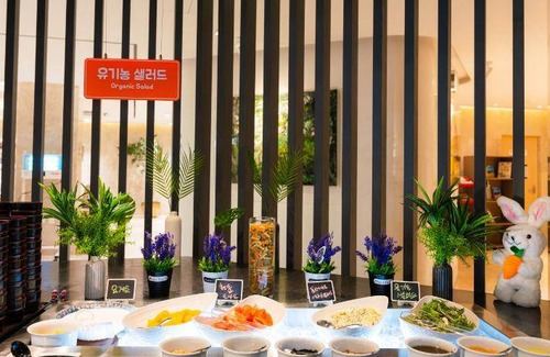 Songsan-dong Hotel | 94 m² Hotel ∙ 2 bedrooms ∙ 127 guests