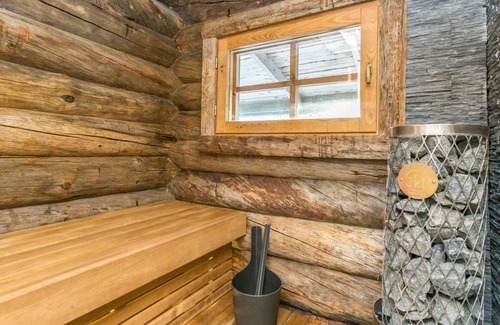 Roola Other | 95 m² Accommodation ∙ 2 bedrooms ∙ 4 guests
