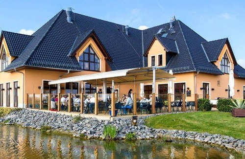 Markkleeberg Apartment | 95 m² Apartment ∙ 3 bedrooms ∙ 8 guests
