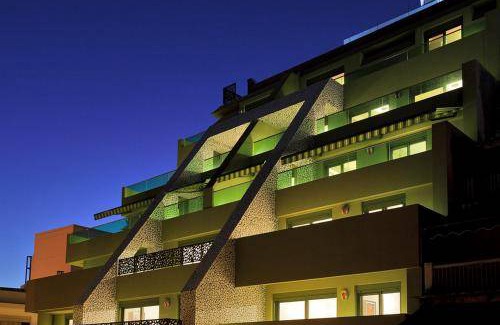 Metaxourgio Apartment | 95 m² Apartment ∙ 3 bedrooms ∙ 13 guests