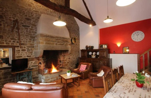 Le Grand-Celland Cottage | 95 m² Cabin ∙ 3 bedrooms ∙ 5 guests