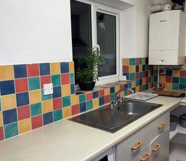 Bradley Stoke Apartment | 96 m² Apartment ∙ 3 bedrooms ∙ 8 guests